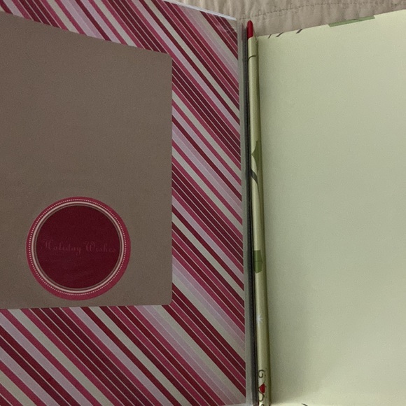 BRAND NEW: Blank S.E.I. ( similar to Creative Memories) Christmas Scrapbook - Picture 15 of 16